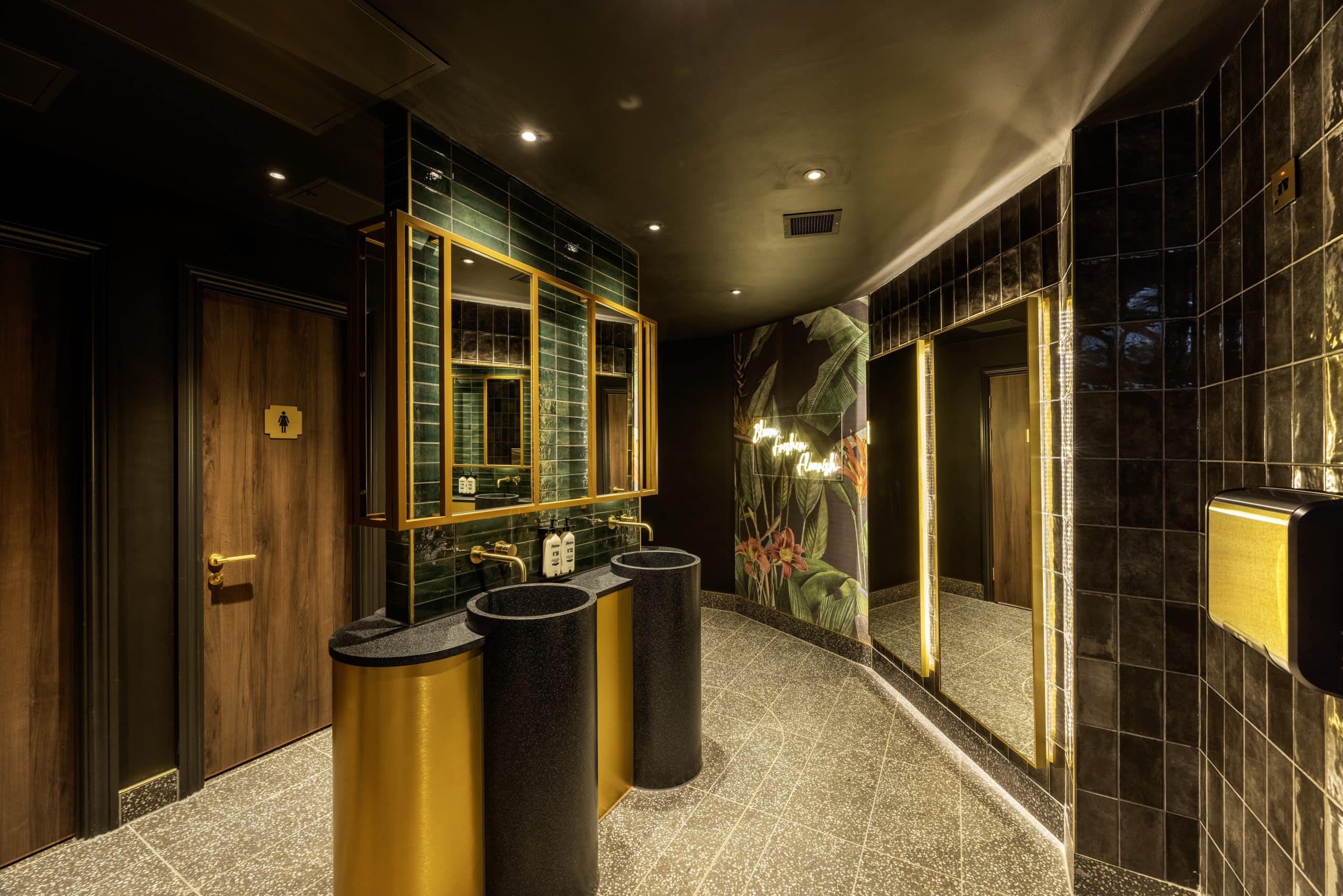 Opulent bathroom